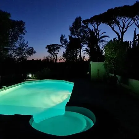 Raphael - Dans Au Calme A Valescure Y- Prix Inchanges Holiday home